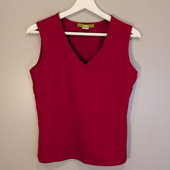 Acorn Tank Top Womens Red V-neck Tank Stretch Lined Made in America - Size S - Picture 1 of 7